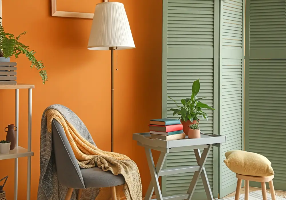 Colori da abbinare al verde per una casa di tendenza 2 Immagine di casa verde 1