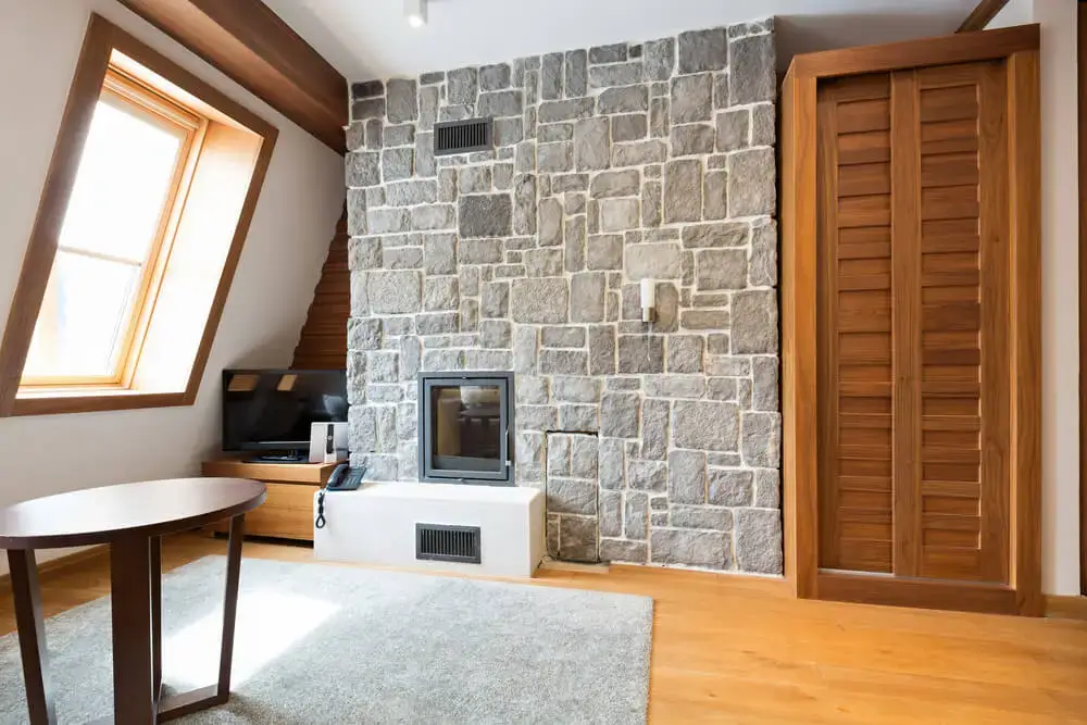 Come utilizzare la pietra in casa? 7 Immagine di parete in pietra