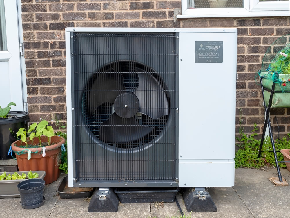 pompa-di-calore-esterno Immagine di pompa di calore esterno