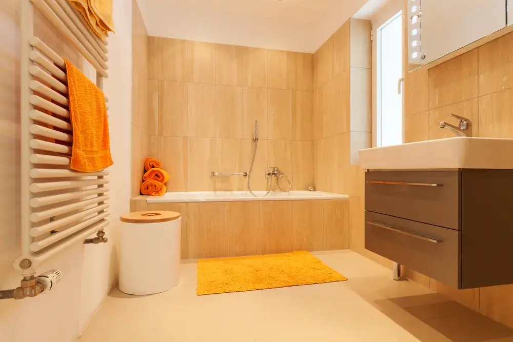 Ristrutturazione bagno: il termoarredo 2 Immagine di termoarredo bagno