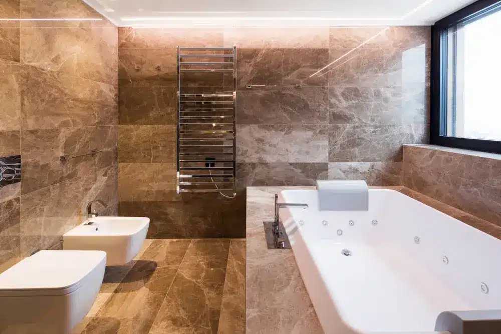 Ristrutturazione bagno: il termoarredo 3 Immagine di termoarredo