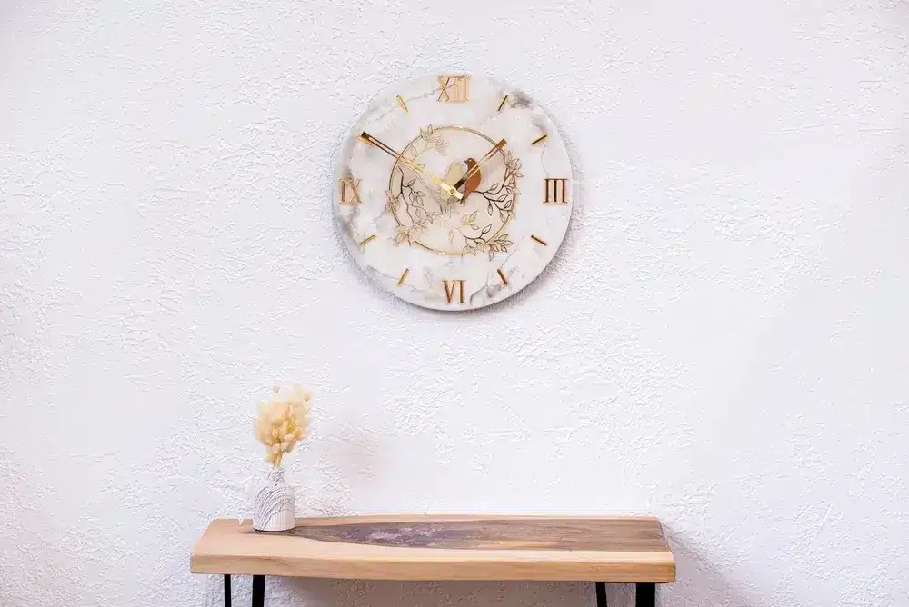 Orologi da parete: un nuovo modo per decorare 4 Immagine di orologio