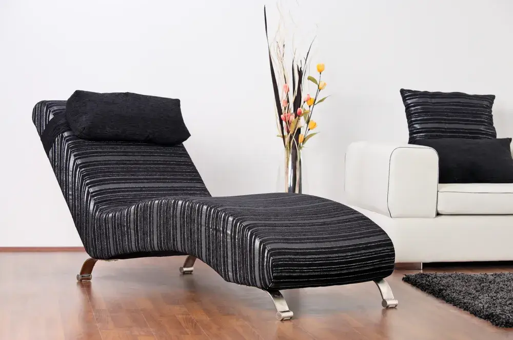 Chaise longue: quale scegliere? 5 Immagine di Chaise longue salone